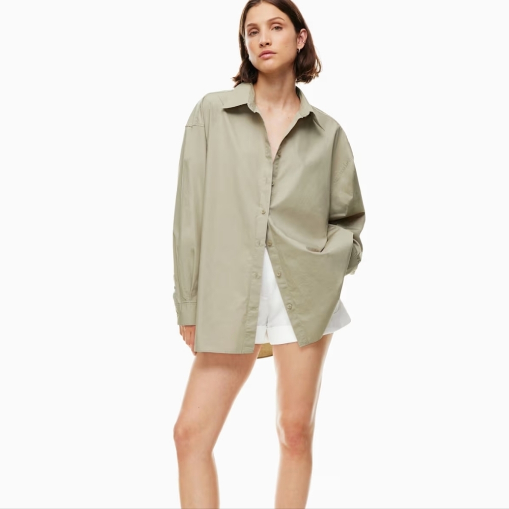 ARITZIA BABATON Beige Cotton Essential  Oversized Button Front Shirt Size Medium